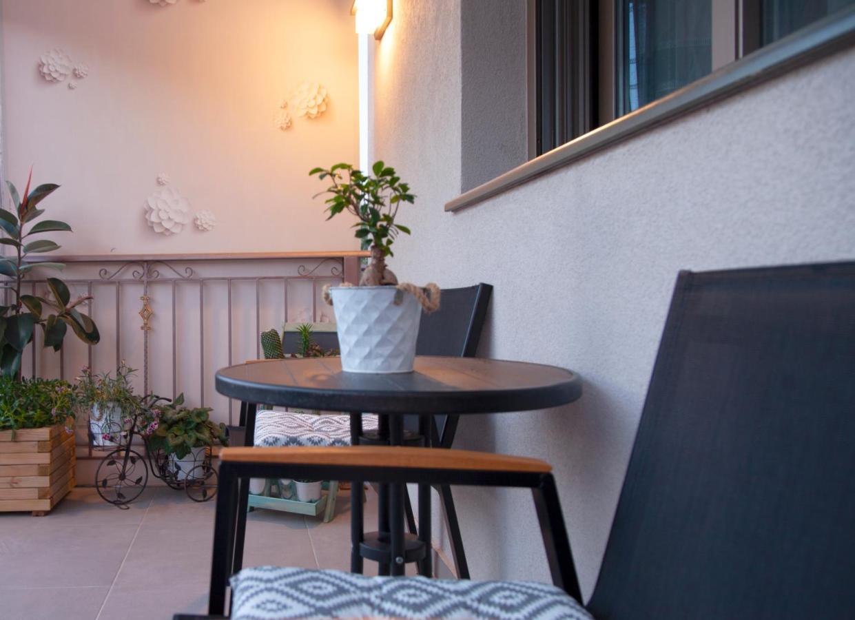 Villa Alkistis Apolpaina ภายนอก รูปภาพ